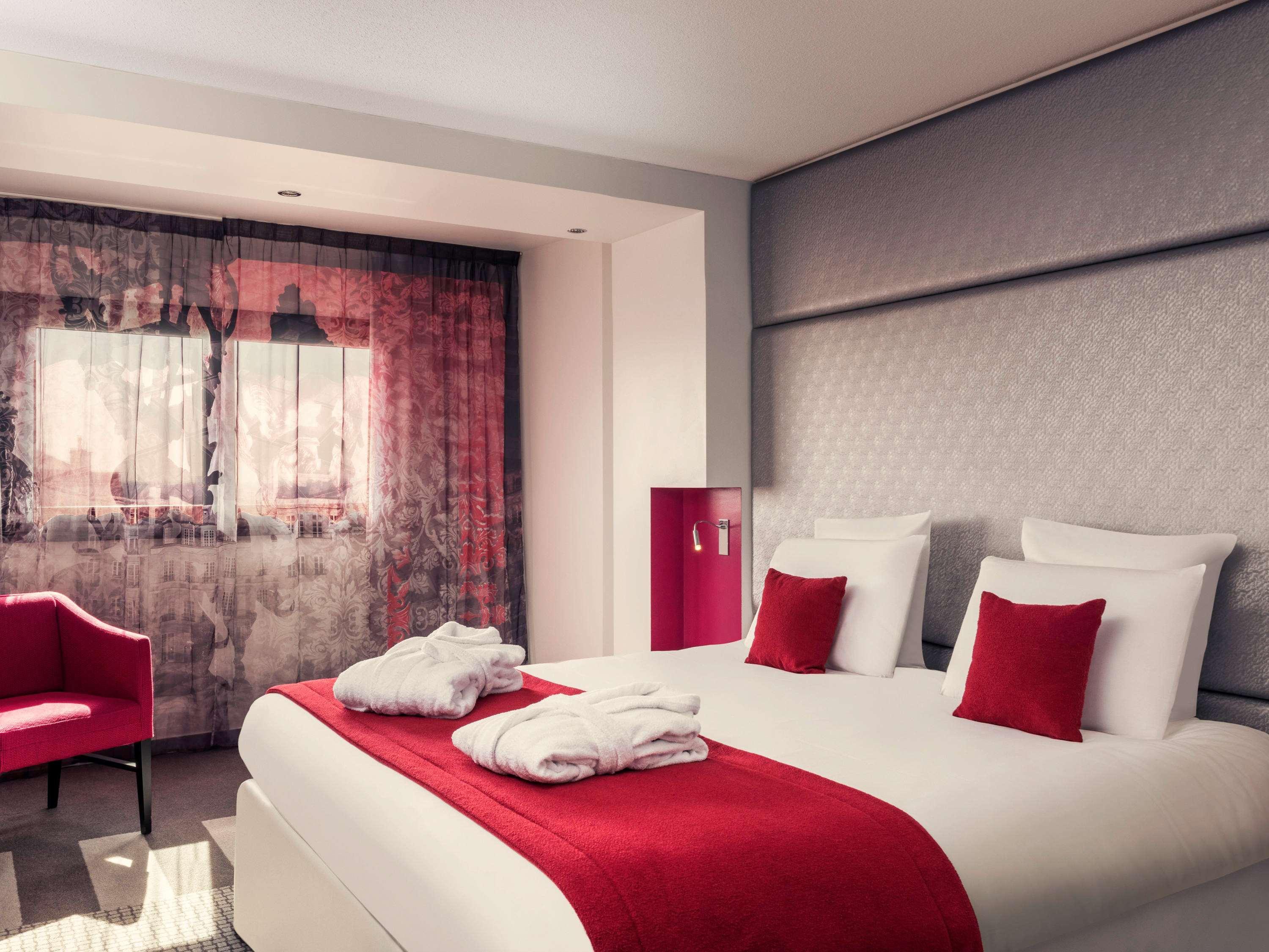 Mercure Paris Montmartre Sacré Coeur Esterno foto